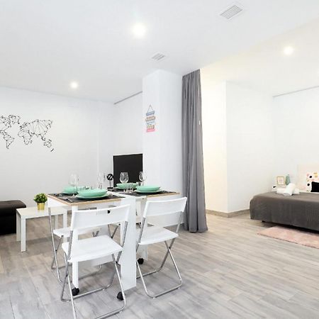 Appartement Acogedor Loft En Bajo Centrico Con Parking Wifi à Cordoue Extérieur photo