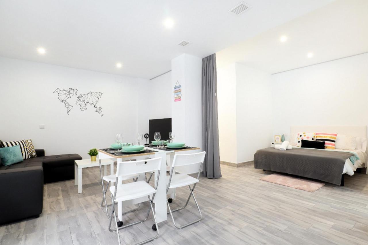 Appartement Acogedor Loft En Bajo Centrico Con Parking Wifi à Cordoue Extérieur photo