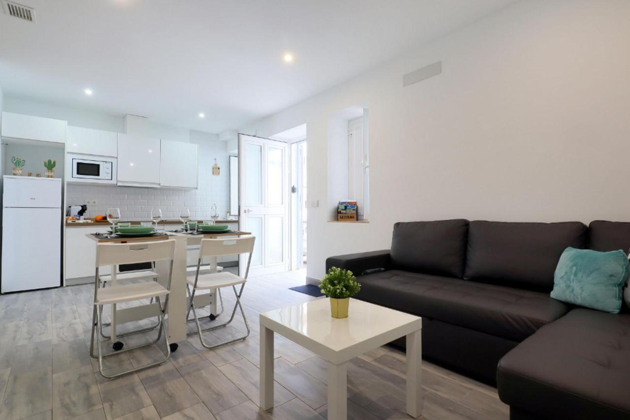 Appartement Acogedor Loft En Bajo Centrico Con Parking Wifi à Cordoue Extérieur photo